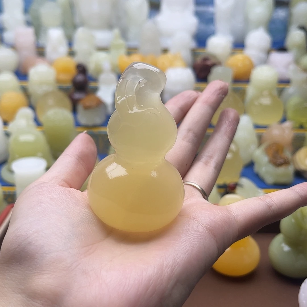 出***车新疆昆仑山脉山料