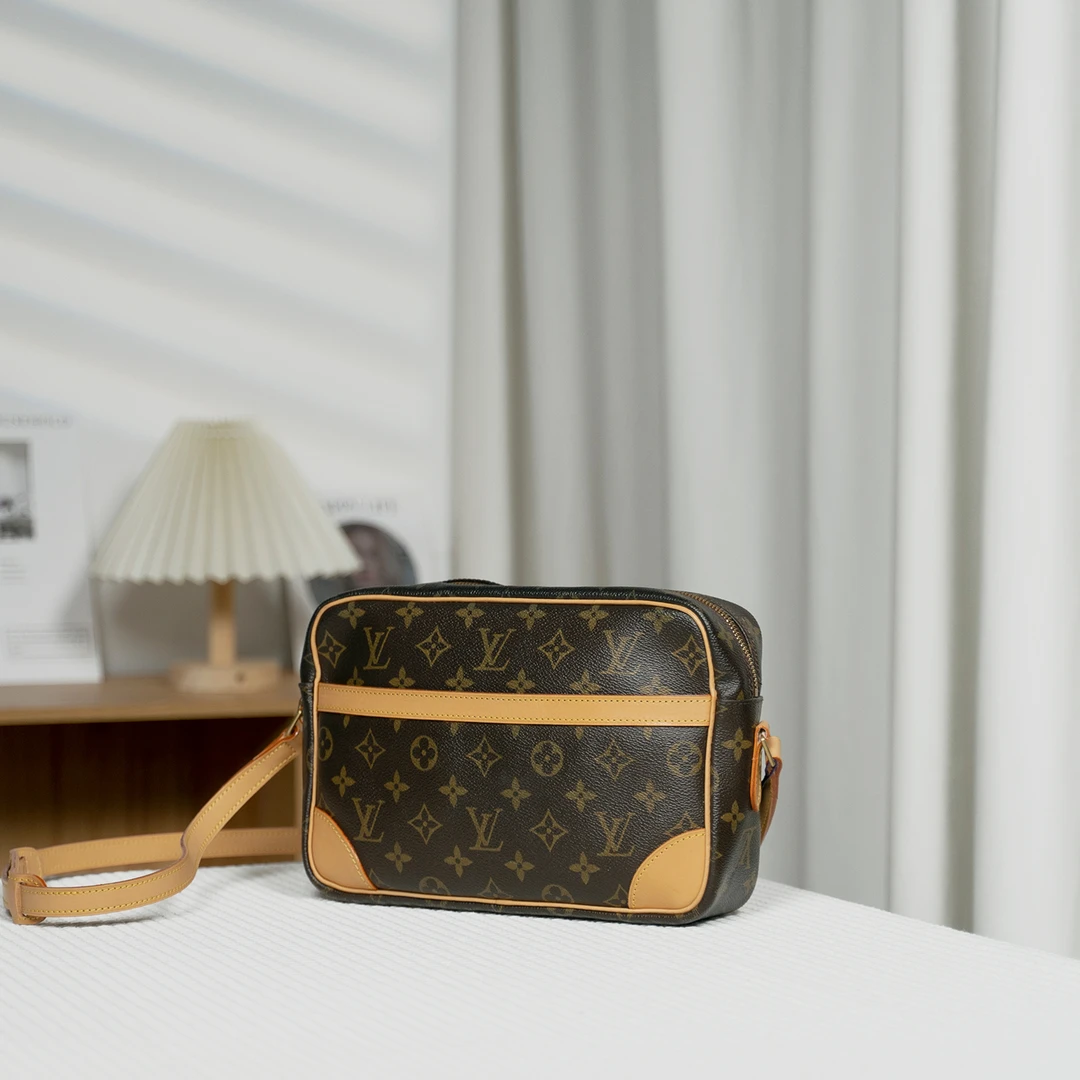 修复品LouisVuitton横版单层相机包26/男士休闲斜跨包