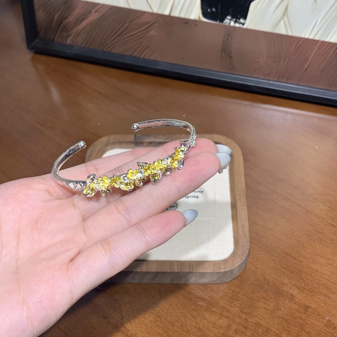 合金手镯 Liwuu素款花花个性小众气质轻奢手工时尚复古s002