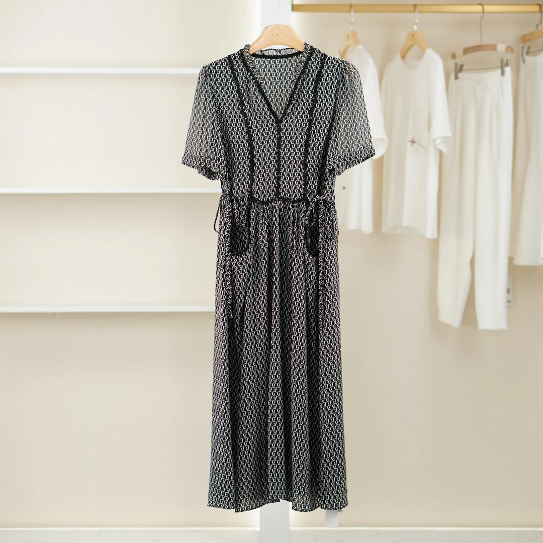 麦迪尚品【设计师】4061084 夏季简约轻薄雪纺连衣裙品牌撤柜女装