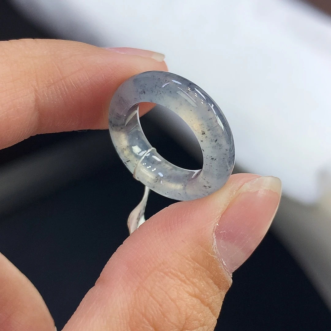 翡翠未镶嵌戒指3号