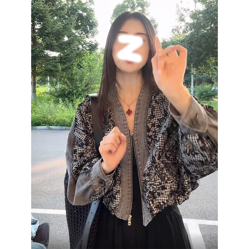 今年流行爆款时尚休闲风女短外套2025年秋季新款印花韩版牛仔外套