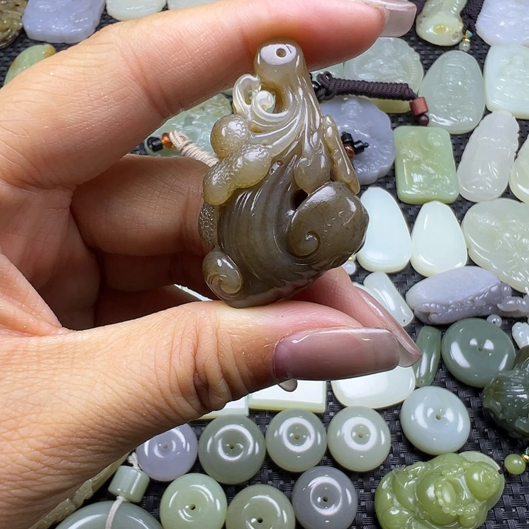 和田玉未镶嵌吊坠(不含链)