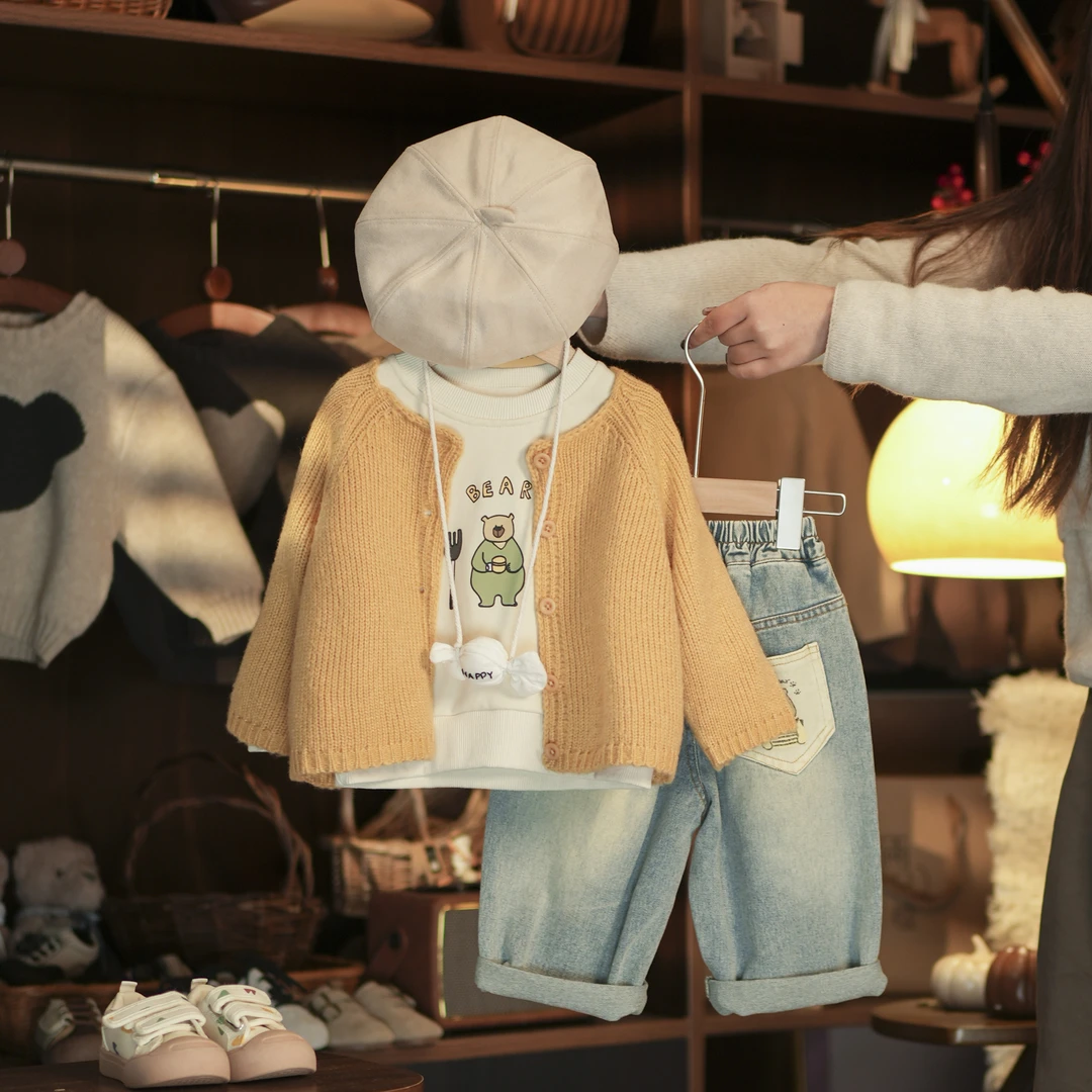 【俩只橙】《春》果汁儿~多巴胺色系针织开衫+小熊卫衣+后兜小熊牛仔