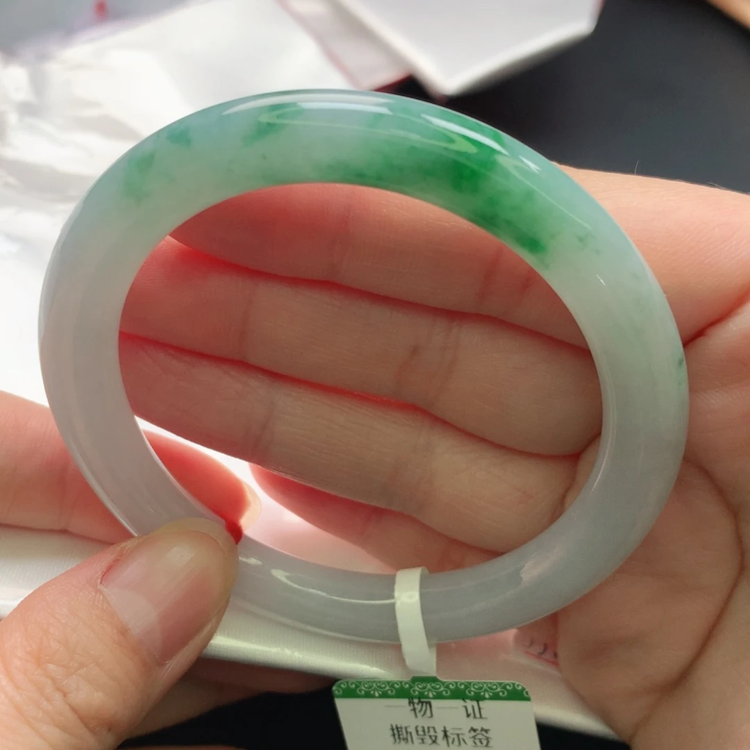 翡翠手镯未镶嵌5354圈