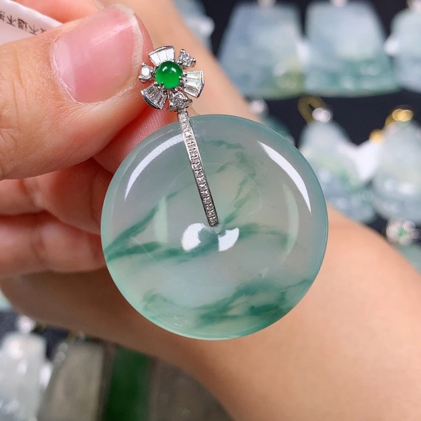 【闪购商品】翡翠18K金镶嵌颈饰扣子