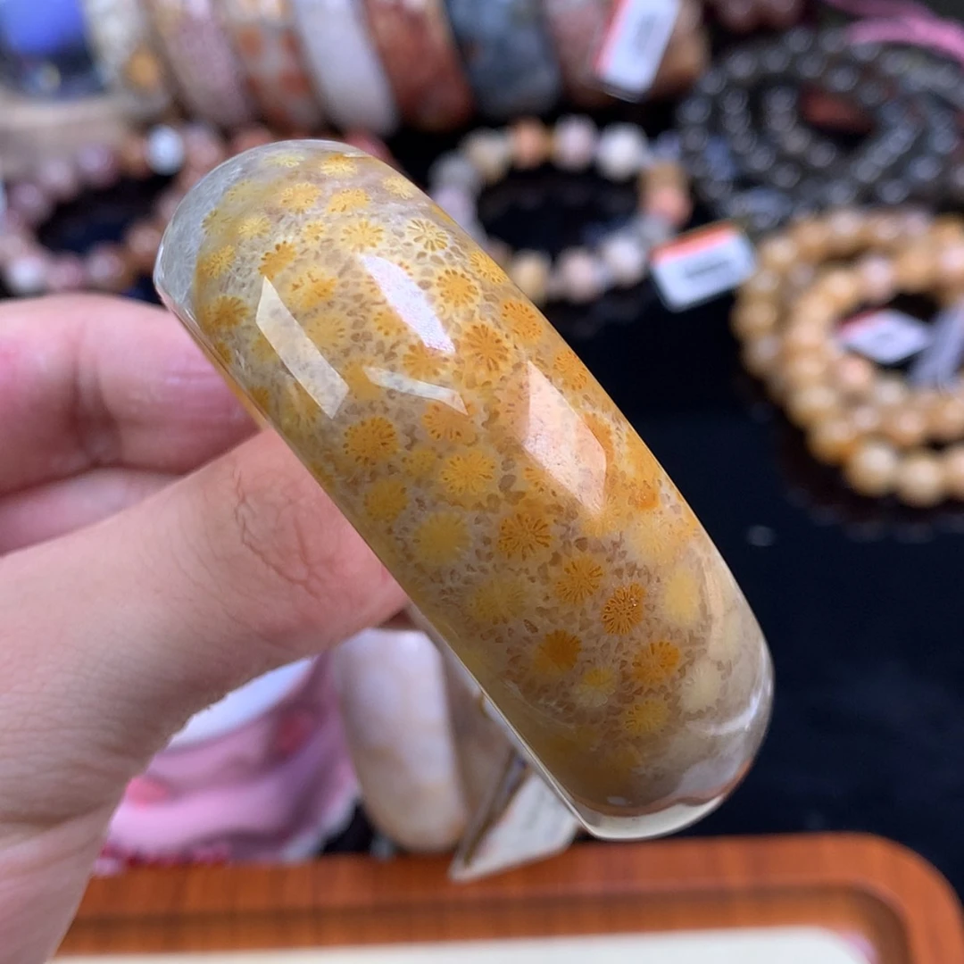 【闪购商品】颈饰未镶嵌硅化珊瑚（珊瑚玉）57号55.6圈雏菊皮花