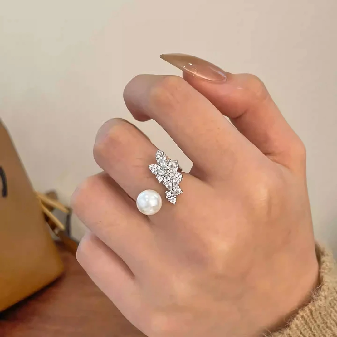 铜合金戒指 法式闪锆树叶珠珠戒指时尚轻奢小众设计感精致食指戒