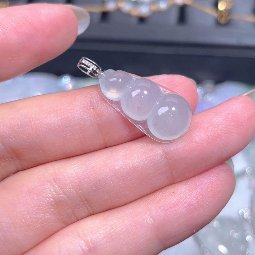 颈饰18K金镶嵌翡翠翡翠