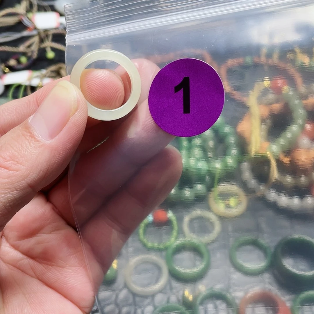 未镶嵌手链和田玉S**o