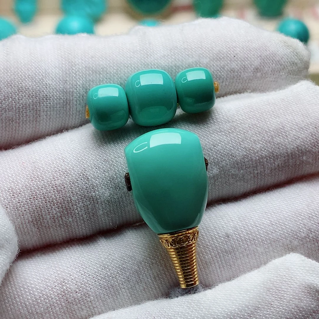 绿松石珠宝奇石18K金镶嵌