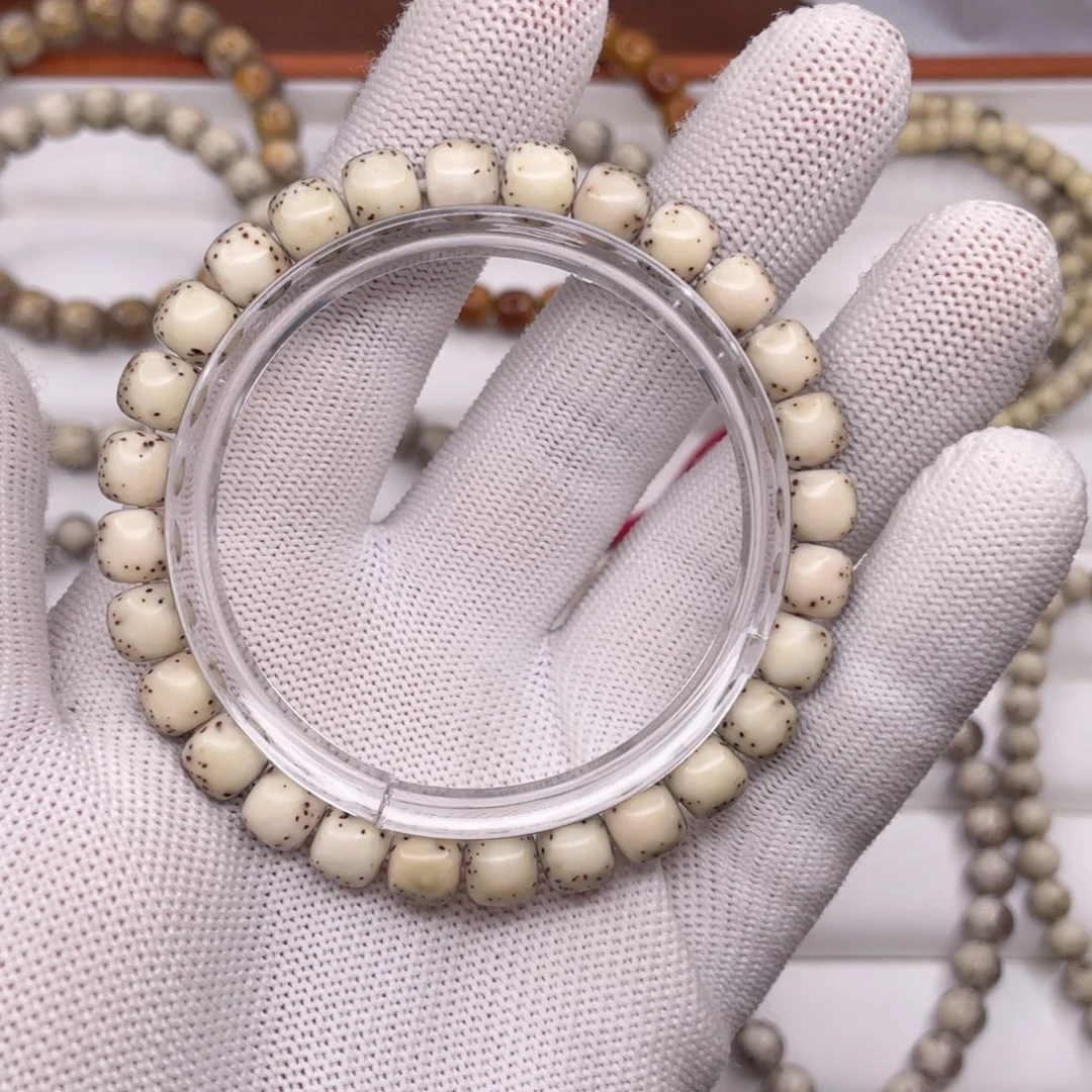 星月菩提手串糯冰石玉料绿背河豚8x7小细星