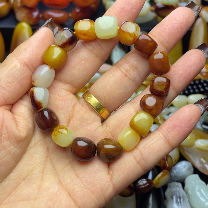 和田玉未镶嵌手链