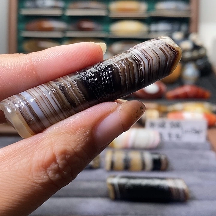 一***克玛瑙/玉髓未镶嵌吊坠(不含链)