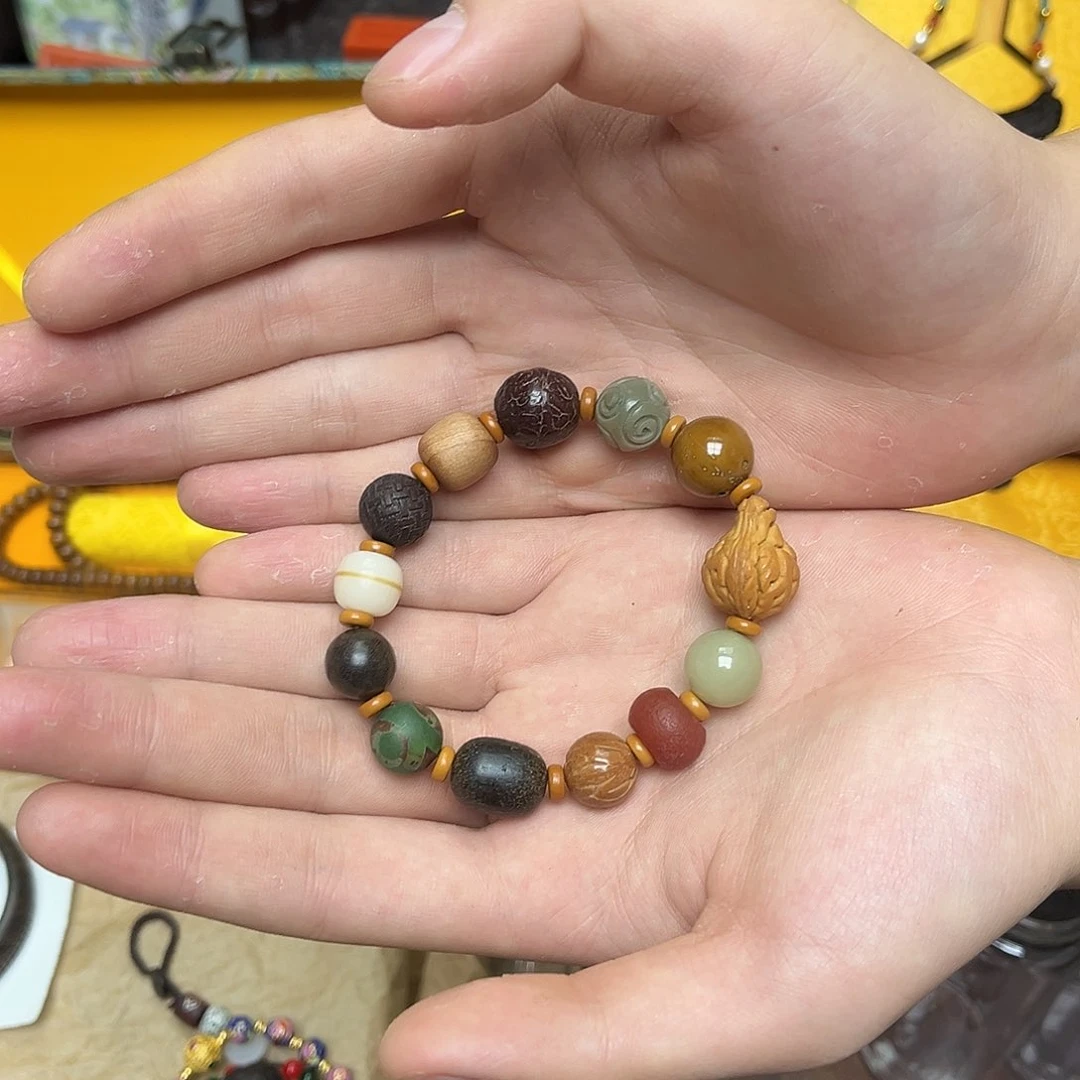 大叶紫檀（黑酸枝木类）