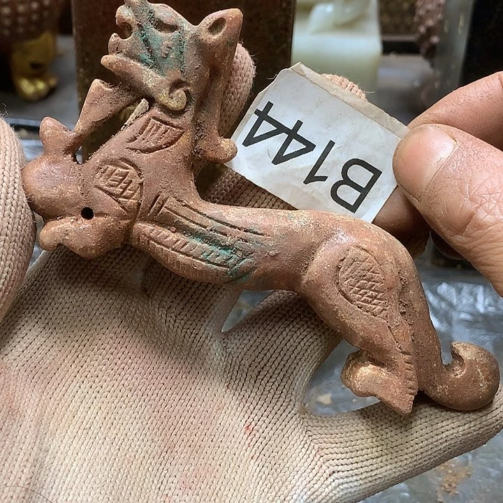 未镶嵌和田玉挂件