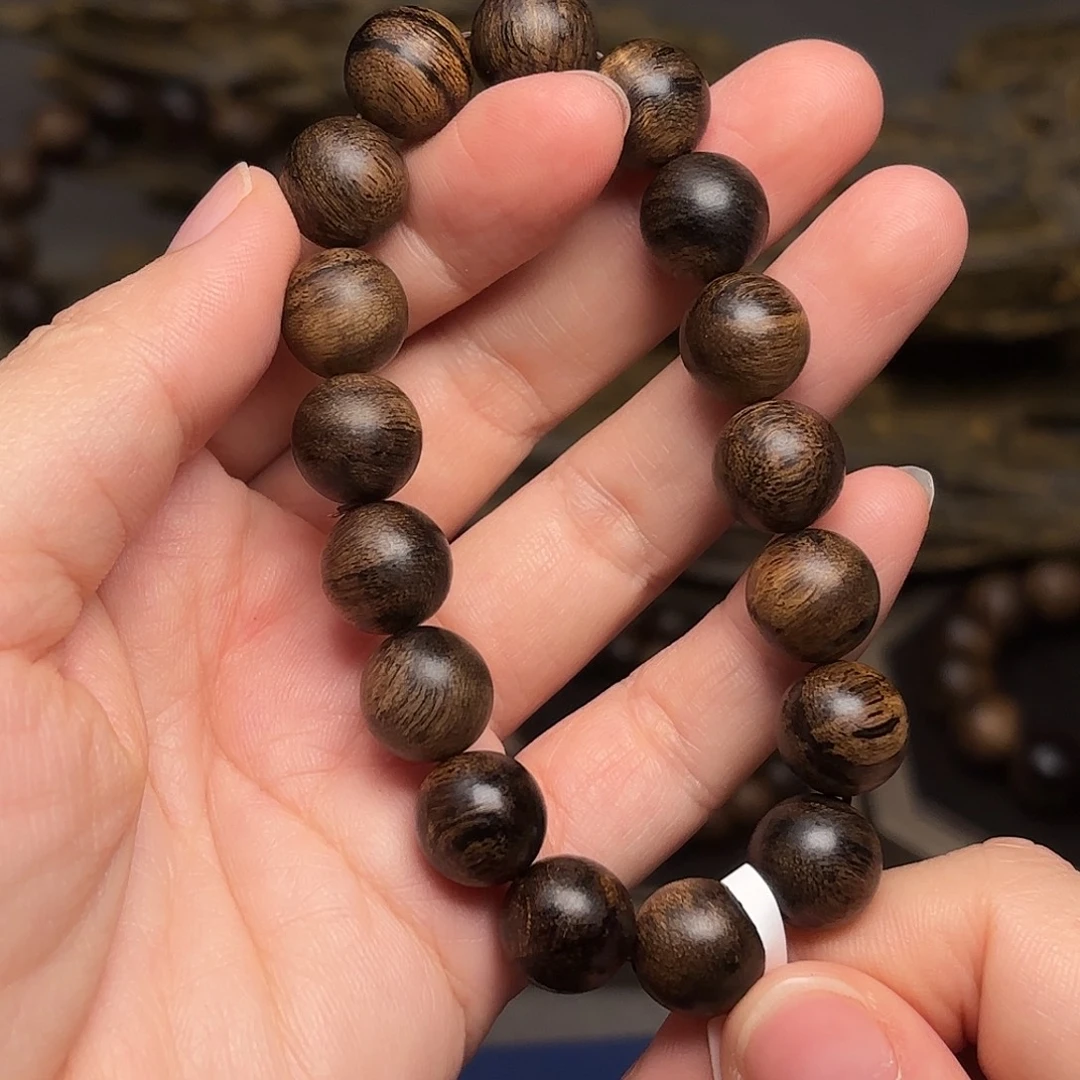 沉香手串越南芽庄白棋楠帝王瘤疤1. 2