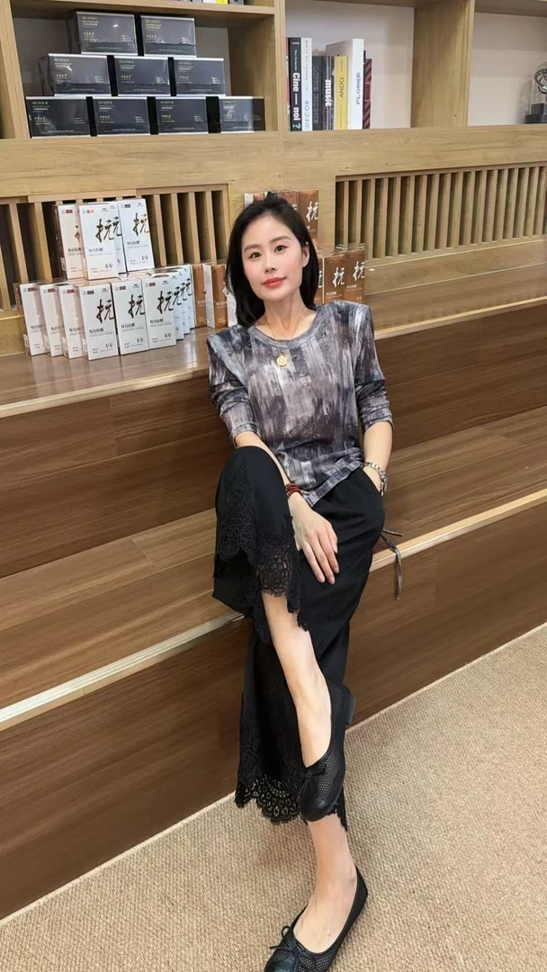 Miss Huo 防晒衫 A 水墨黑 9038