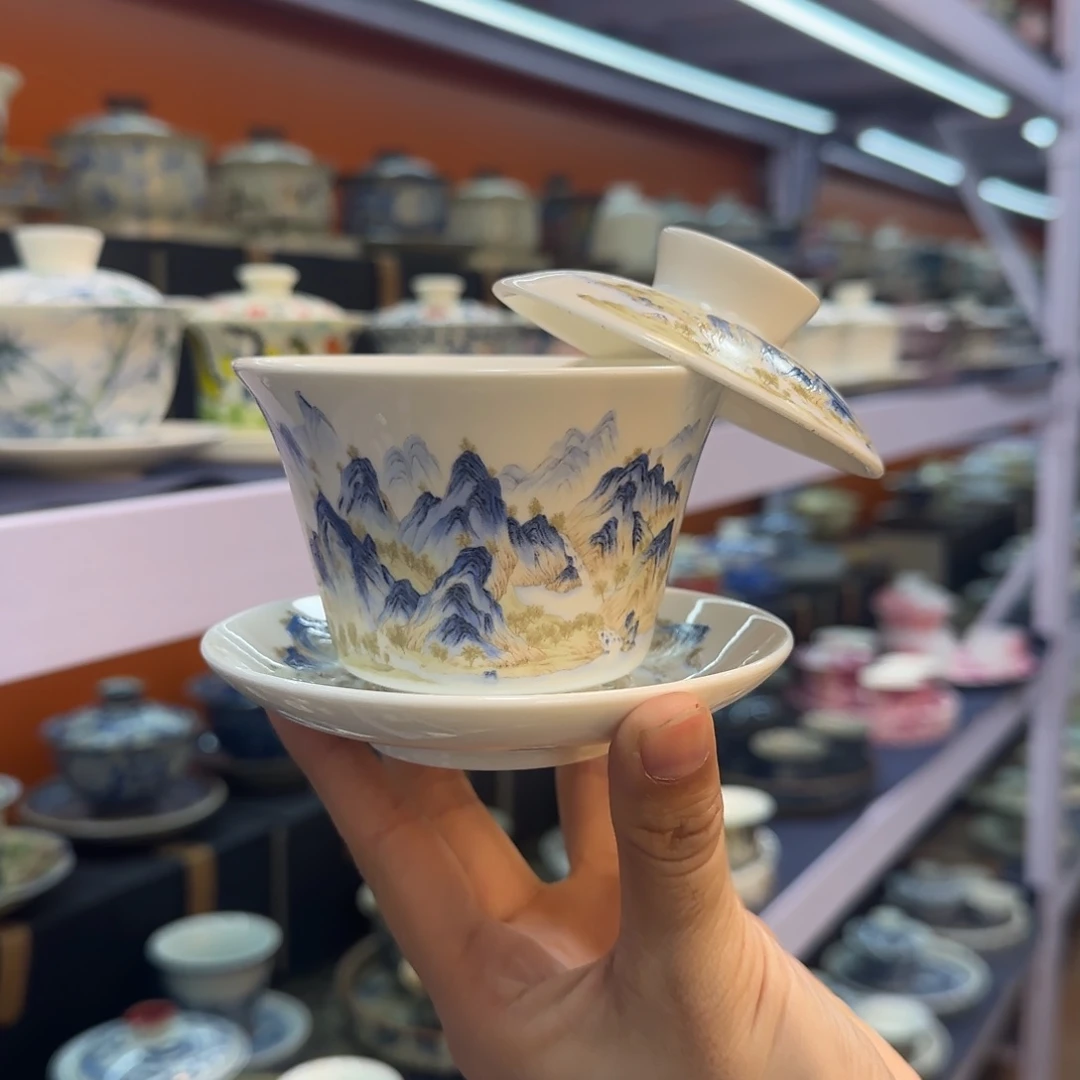 我在外面吃饭呢你在哪了我在外面