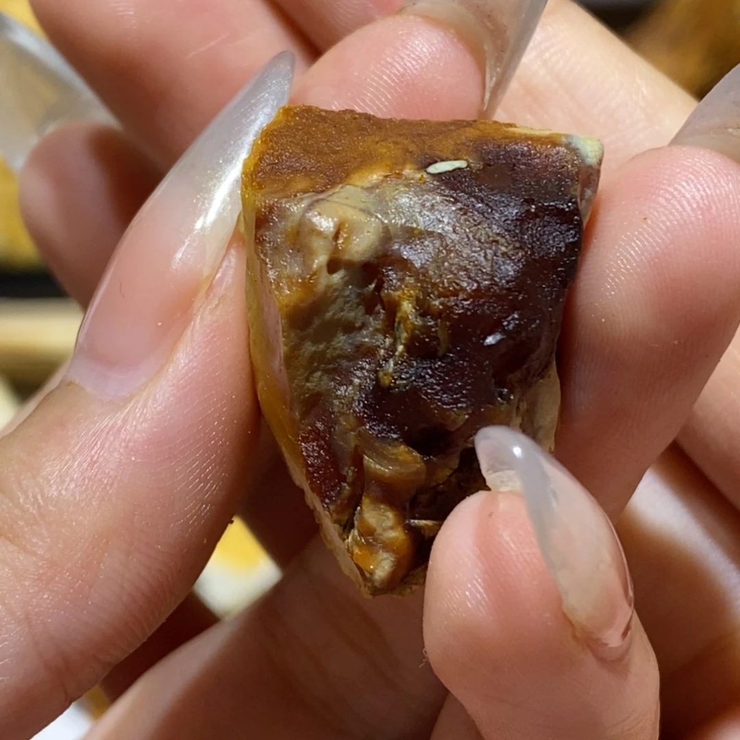未镶嵌定制琥珀蜜蜡原石