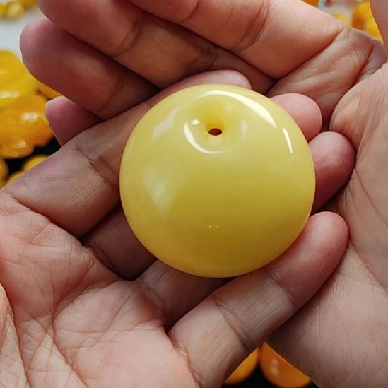 蜜蜡吊坠(赠链)18K金镶嵌