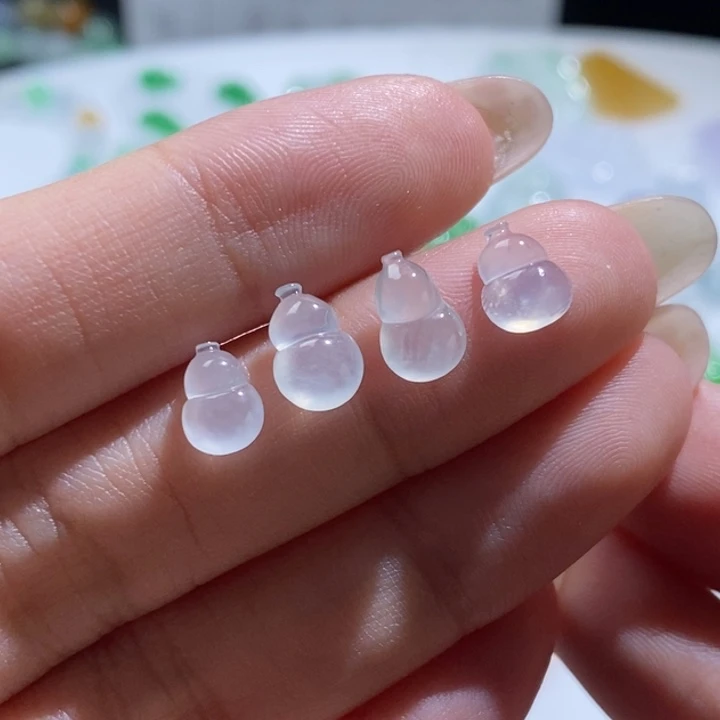 定制翡翠未镶嵌葫芦