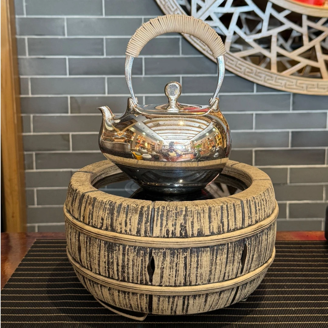 【阿闽】 国产精品王师品牌 宝珠形口耳一张打银壶 容量1150cc