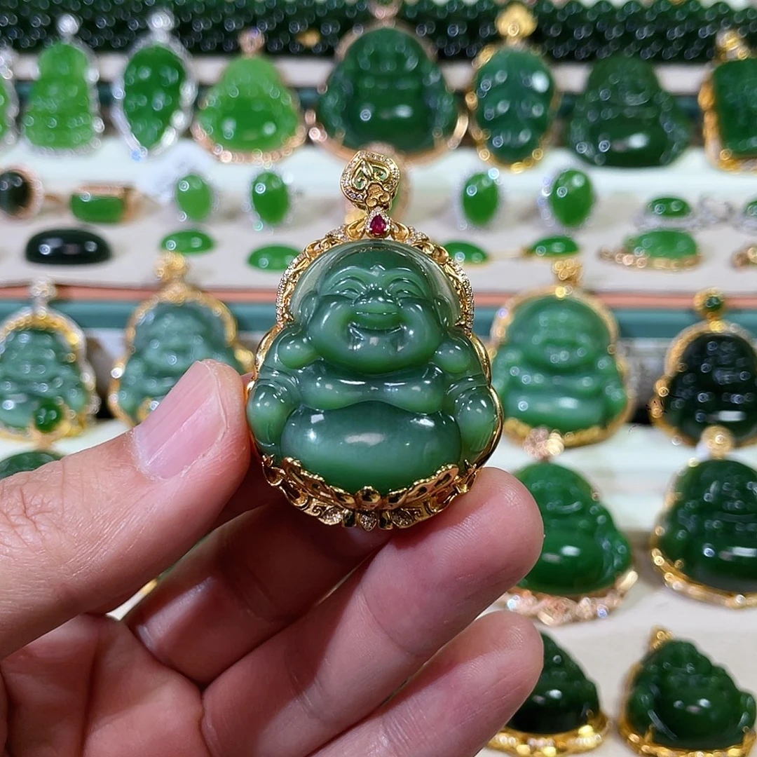 和田玉（碧玉）18K金镶嵌颈饰35mm