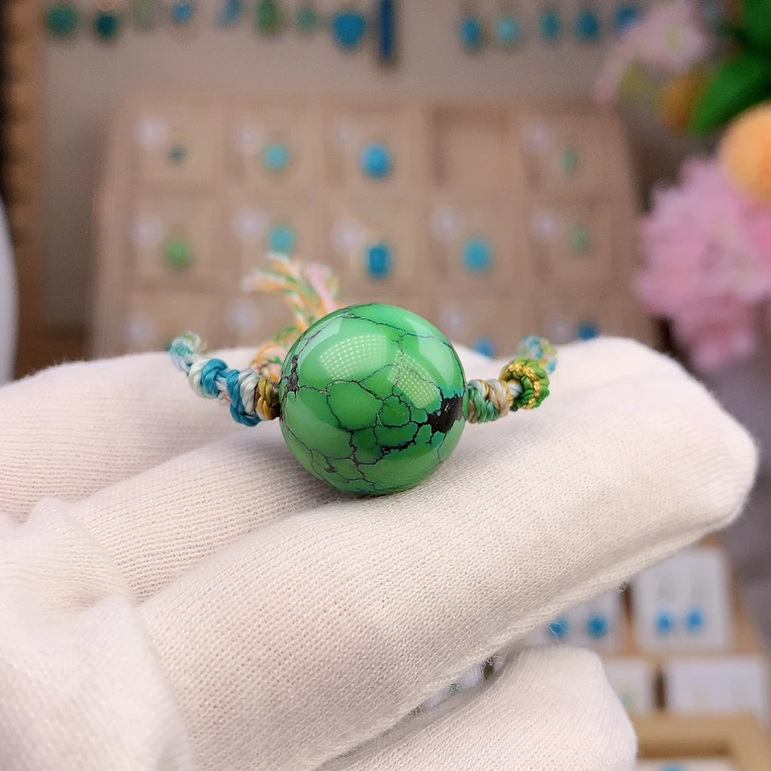 绿松石未镶嵌颈饰