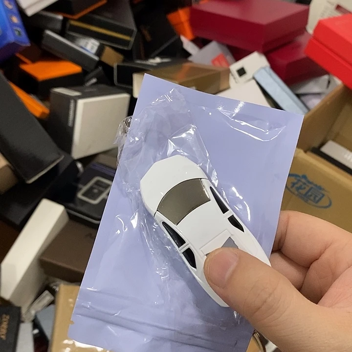 杨***授充气打火机充气打火机