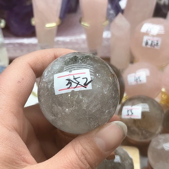 水晶190克幽灵球未镶嵌