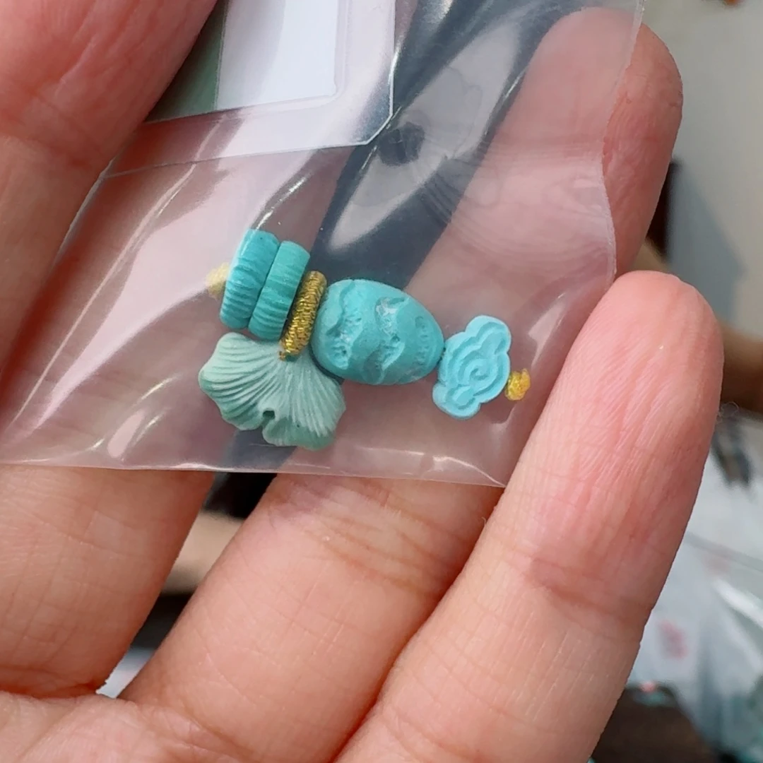 未镶嵌绿松石珠宝奇石