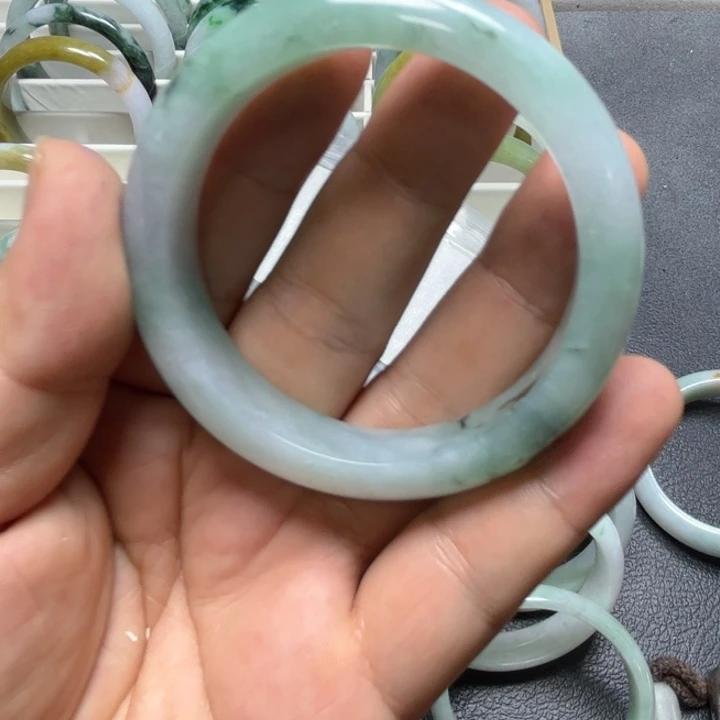 沈***氏定制翡翠未镶嵌翡翠