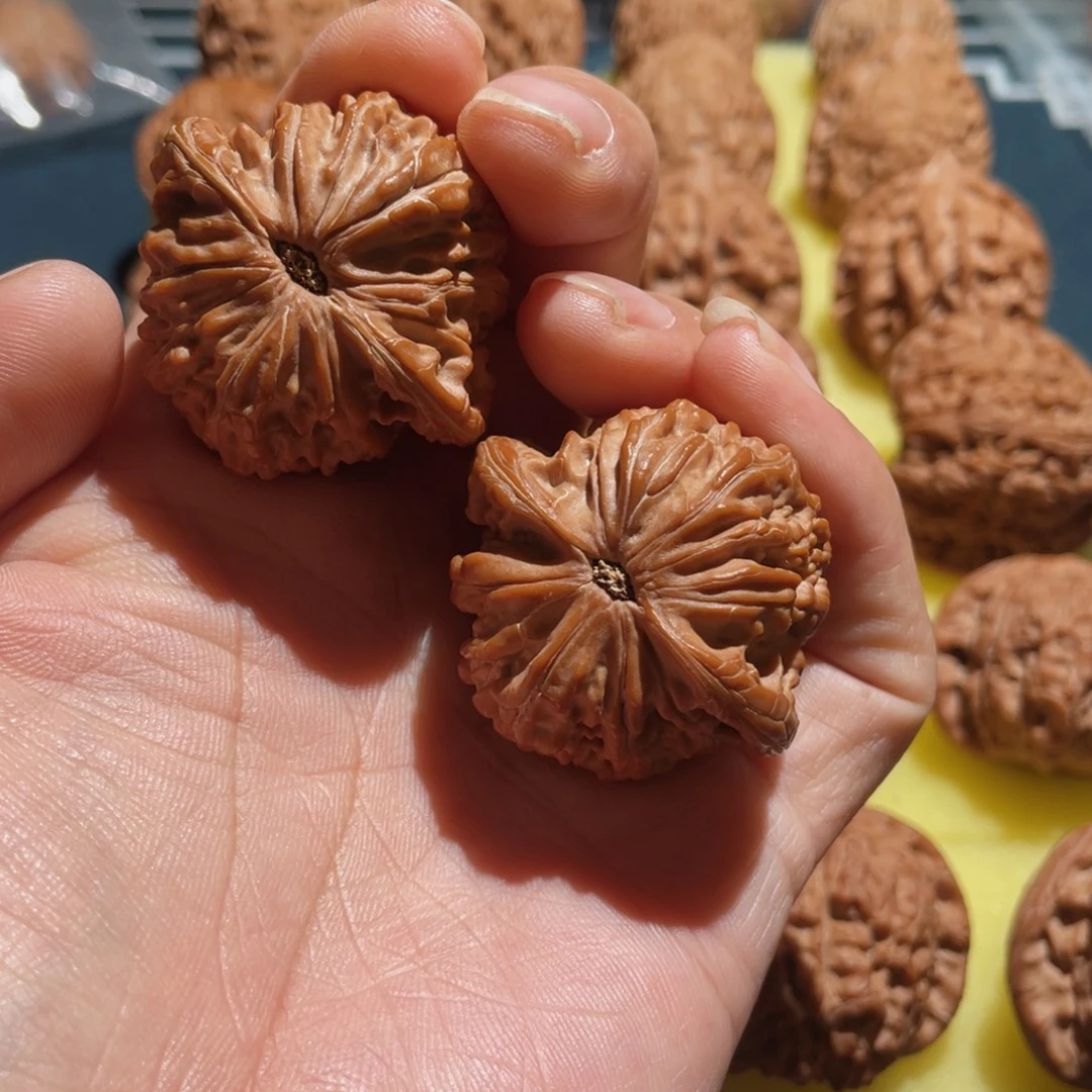 ***肉吊坠文玩核桃41全品磨盘