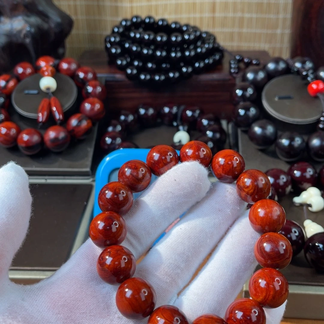 檀香紫檀（小叶紫檀）$****可