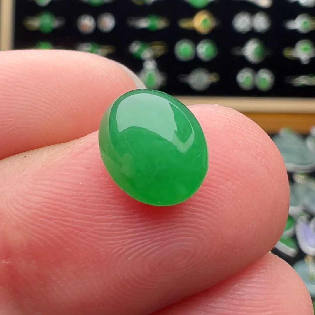 翡翠未镶嵌颈饰蛋面9.4