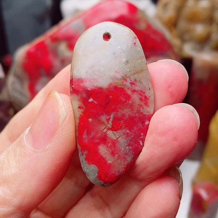 昌化鸡血石昌化鸡血石