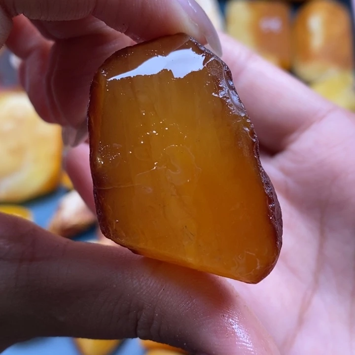 定制琥珀未镶嵌1*3蜜蜡