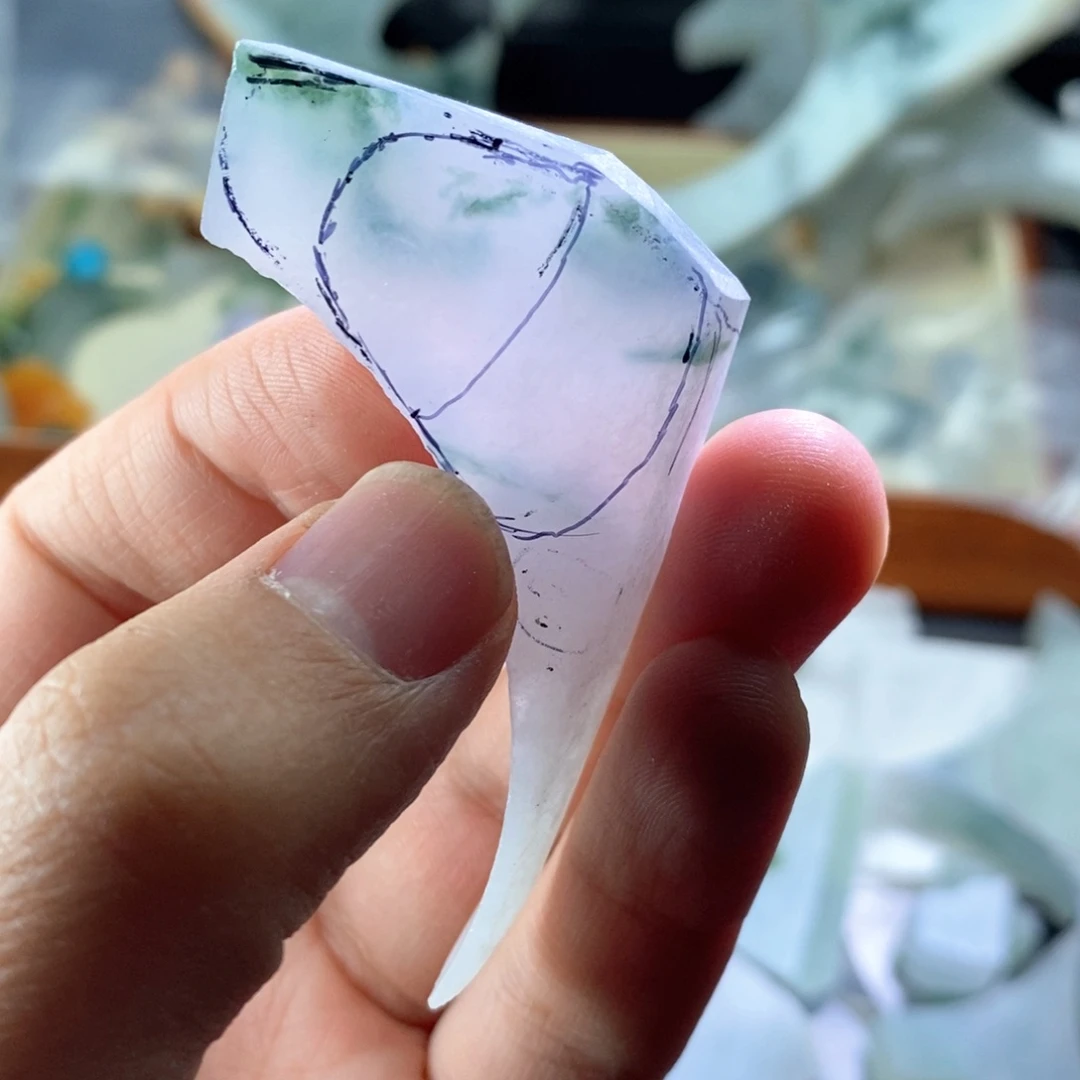 翡翠未镶嵌颈饰定制