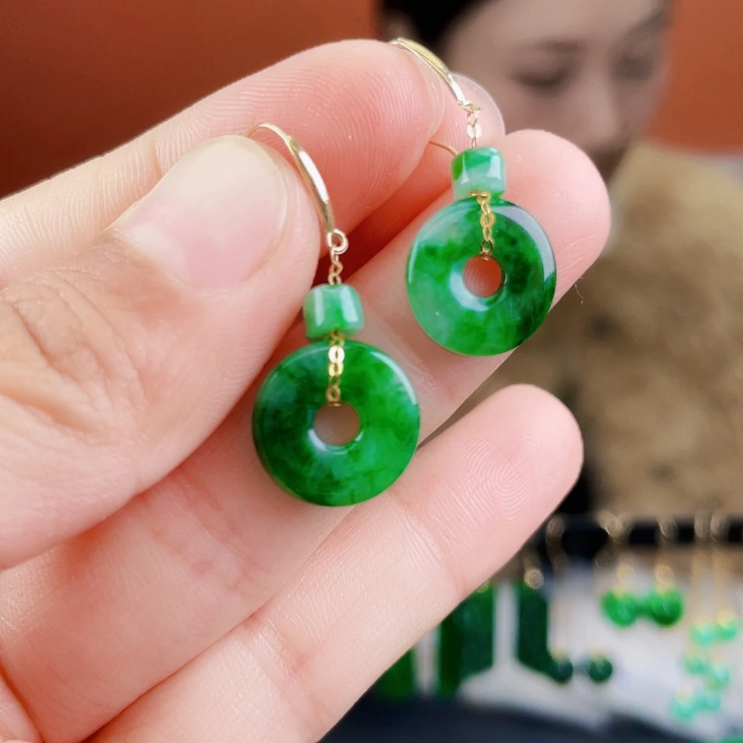 翡翠18K金镶嵌耳饰