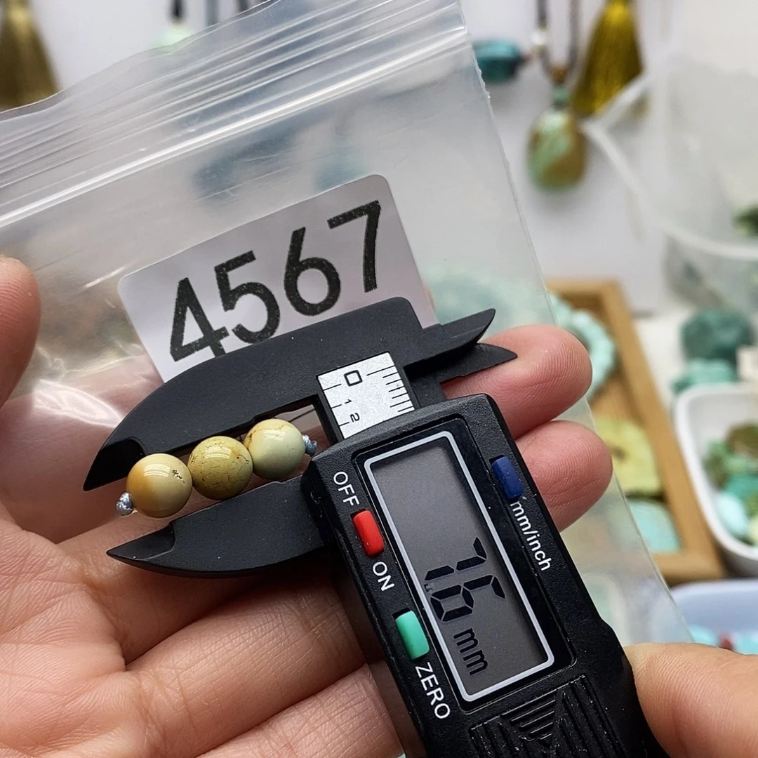 南红玛瑙未镶嵌颈饰