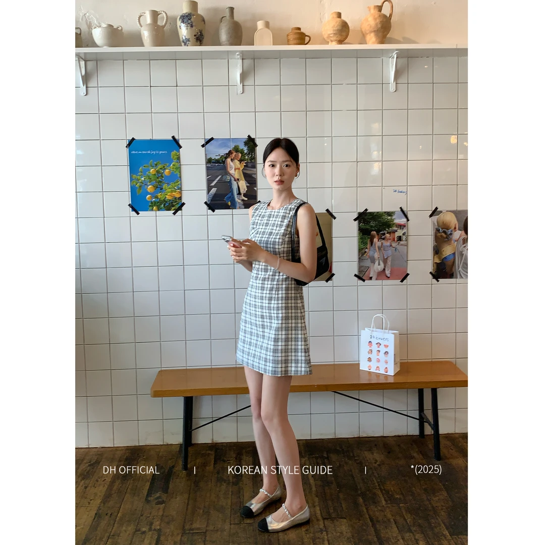 DH OFFICIAL 大花【时髦理科生 grid】法式格纹泡泡肌理背心连衣裙