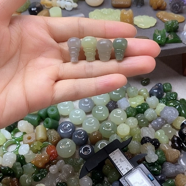 未镶嵌和田玉挂件三通68一个多样性发其一