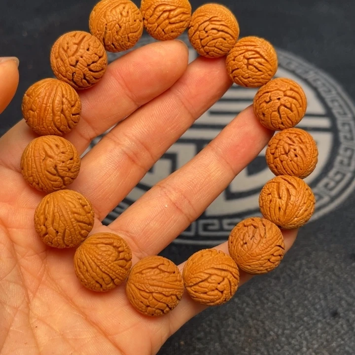 桃核手串龙纹桃核1