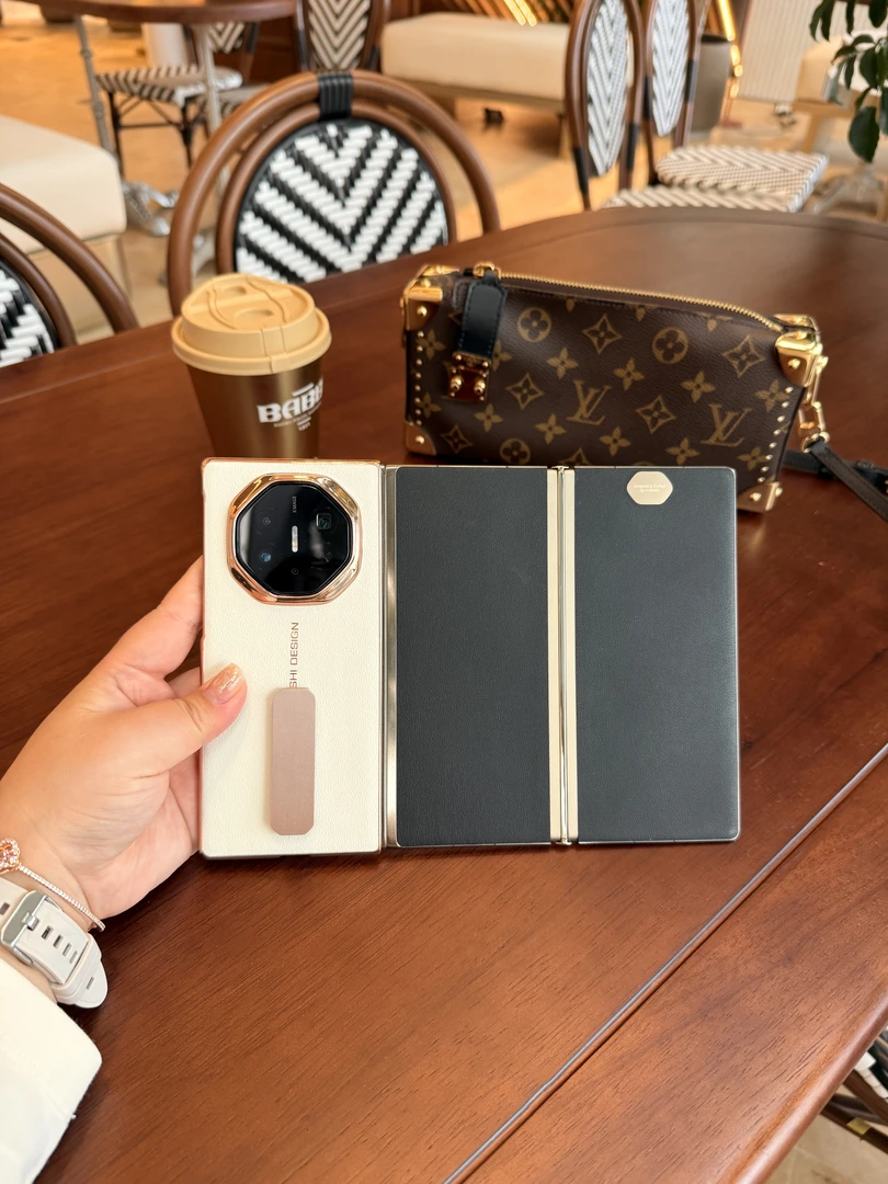 适用于华为Mate XT/XTs三折叠磁吸双中轴支架折叠手机壳后壳支架