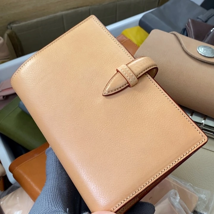 头层牛皮瑕疵A6活页本