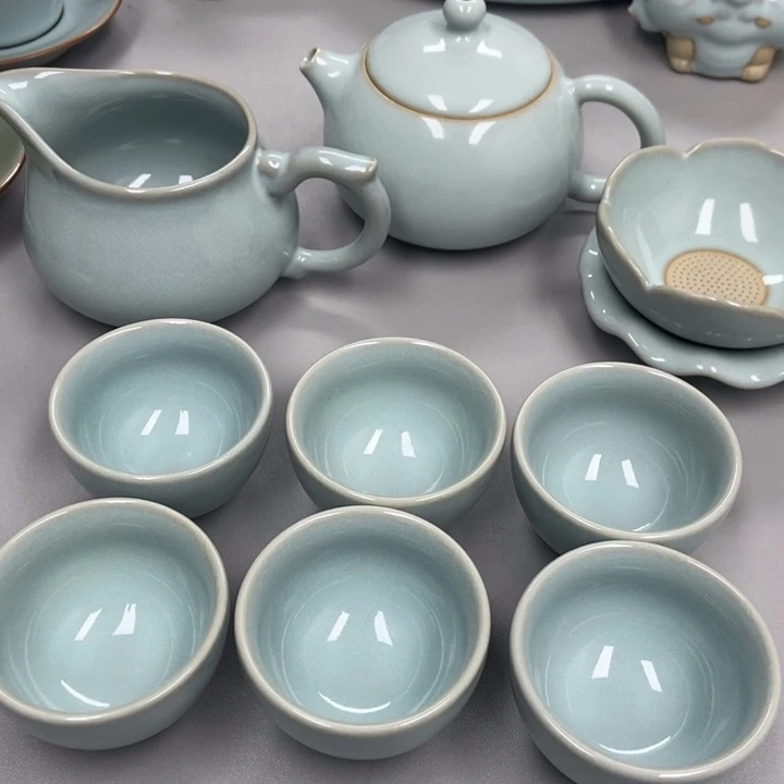 瓷花****？天青色赵琳老师九件套无礼盒