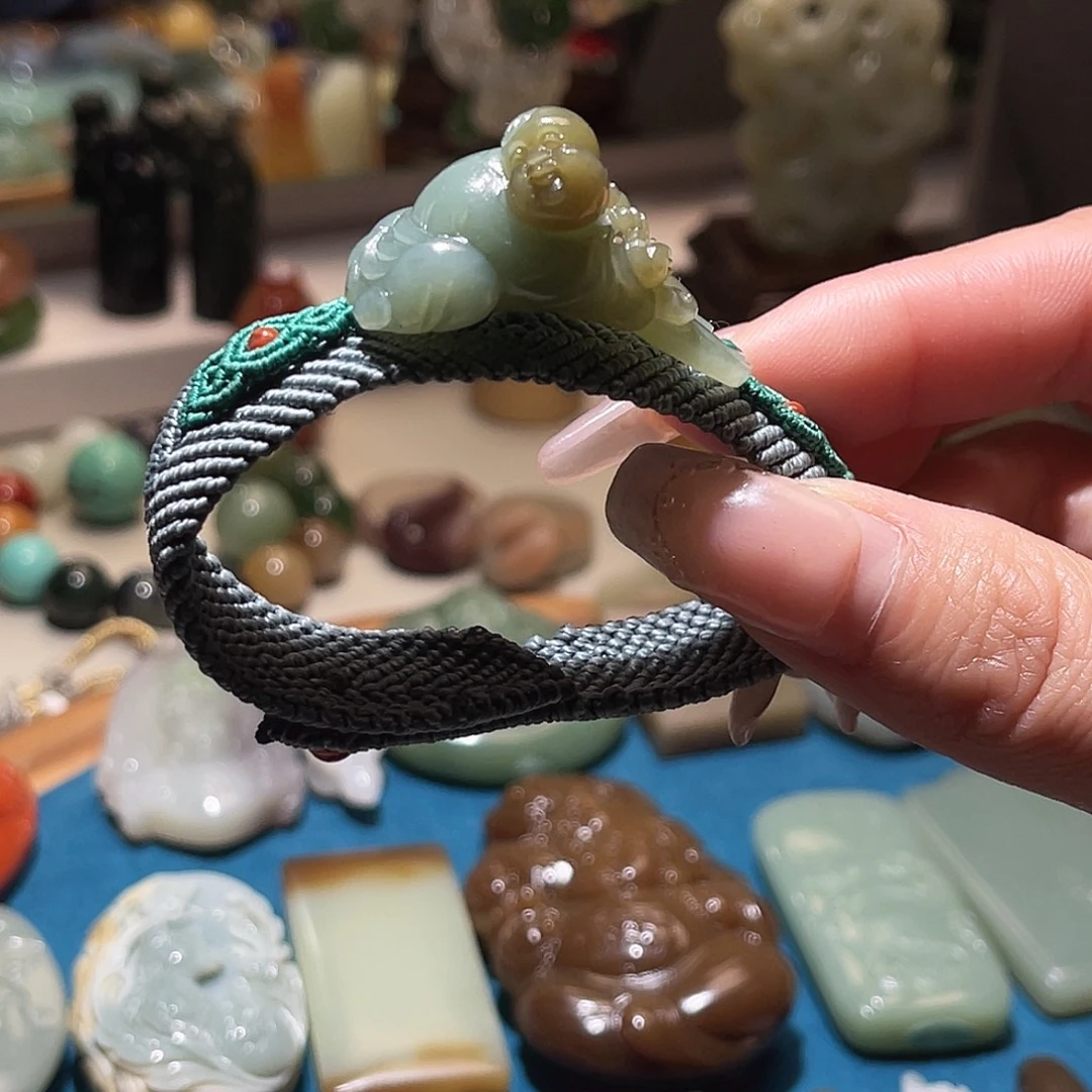 和田玉未镶嵌手链俏色童子