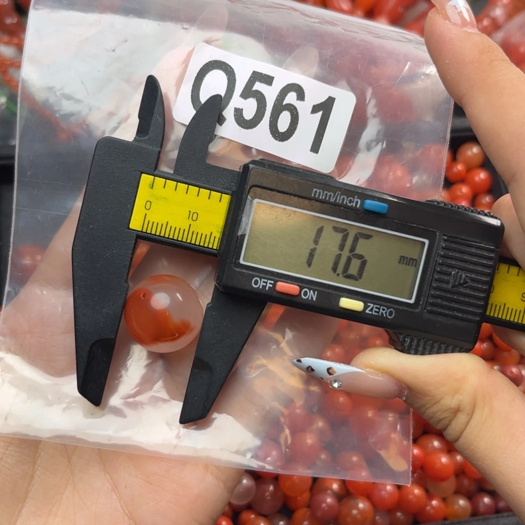 南红玛瑙未镶嵌珠宝奇石