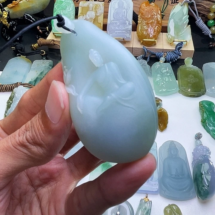 未镶嵌定制翡翠只****忆翡翠自在观音挂件